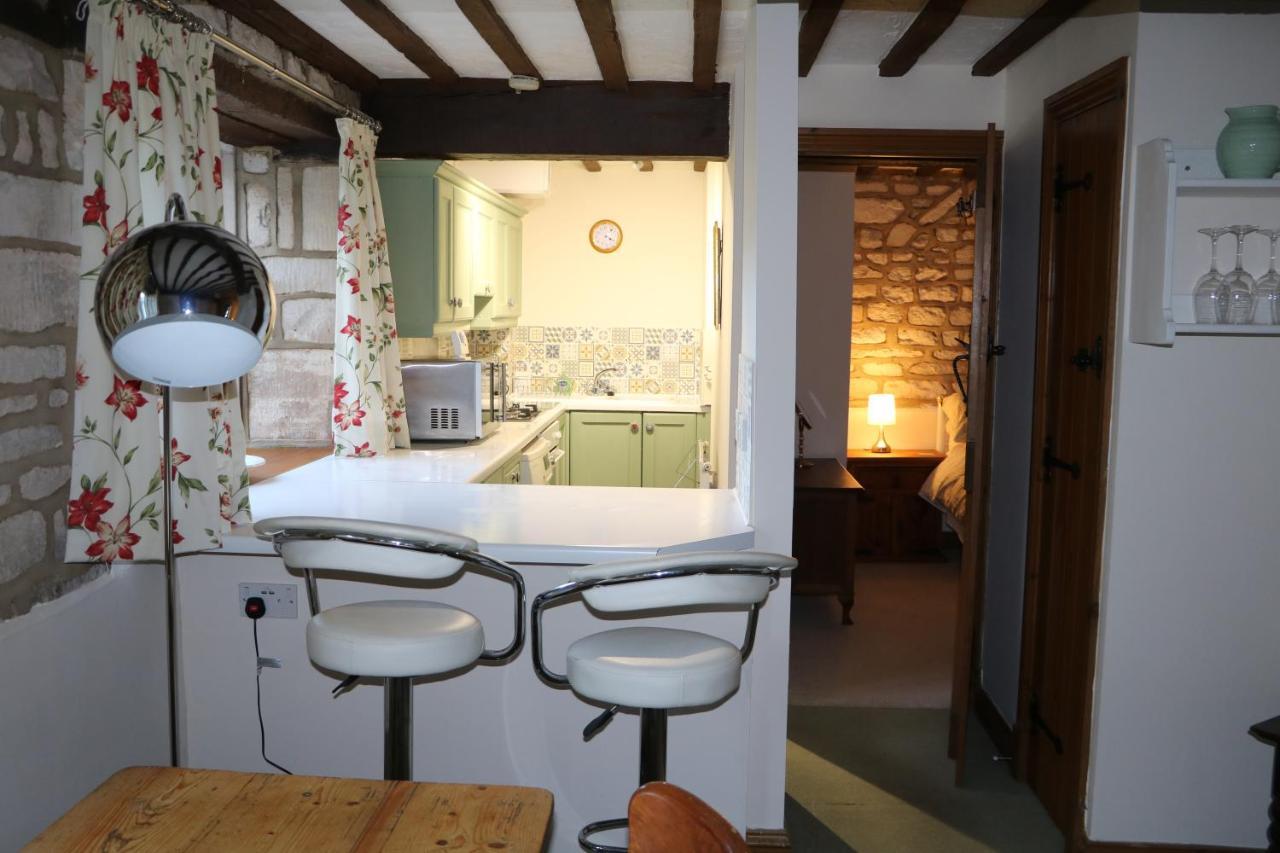 Flat 1 - The Old Mill - Bowbridge Lock - Stroud Apartamento Stroud  Exterior foto
